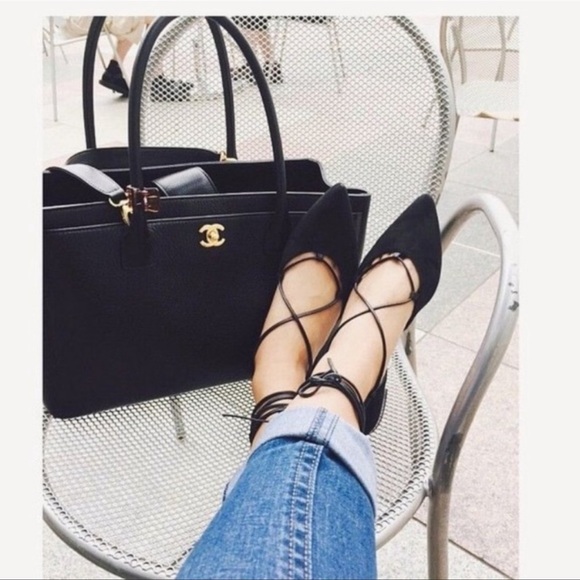 Stuart Weitzman Gilligan Lace-Up d'Orsay Flats - Picture 1 of 16